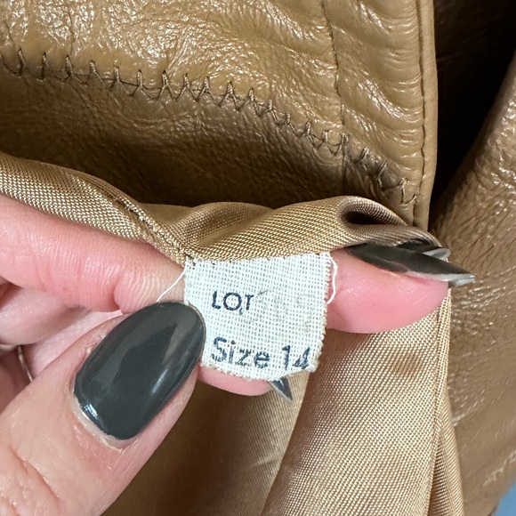 Vintage an original by Peter Caruso 1970s brown Leather Fur collar jacket - Picture 12 of 12